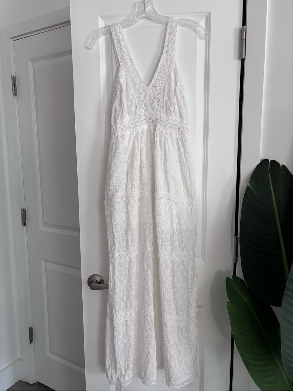 Pineapple White Eyelet Crochet Lace Maxi Dress Free Size Boho Tiered V Neck